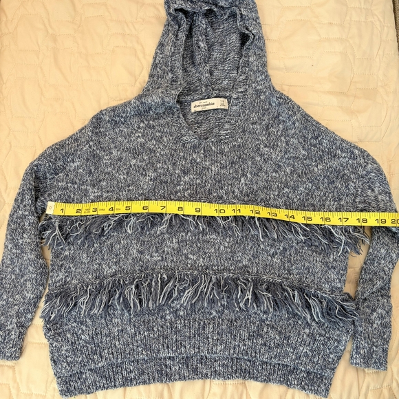 Abercrombie Kids Blue Marled Fringe Hooded Sweater Size 7/8 Boho Festival - Picture 5 of 7